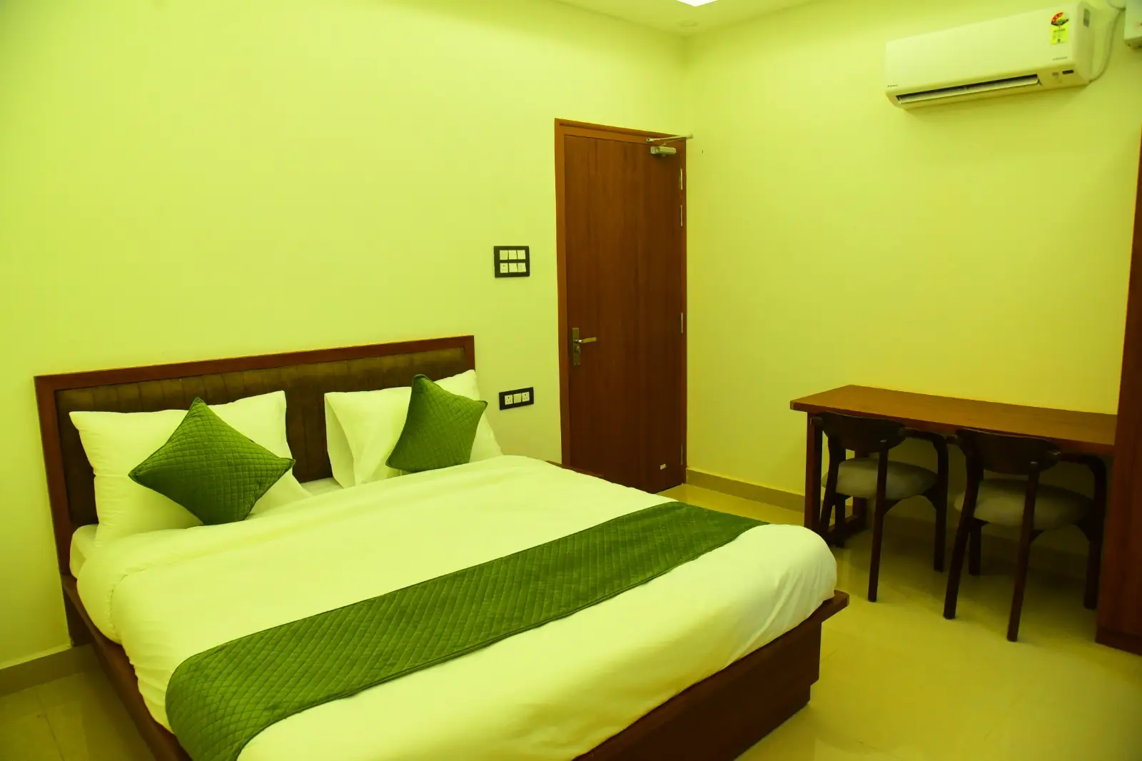 hotel in ayodhya